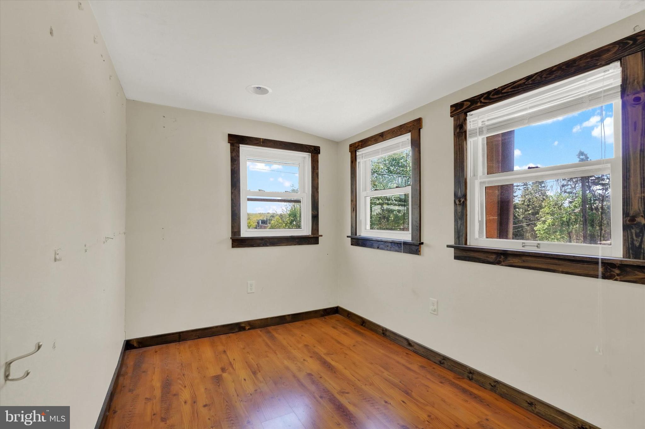 2930 Carlisle Road Dover, PA 17315 - Photo 16 of 28 Gallery Image 16