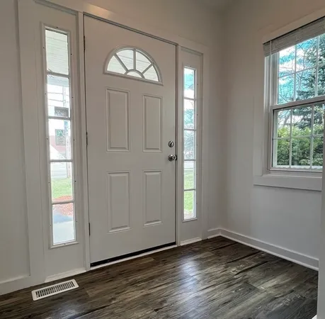 $3,200 | 292 Great Road, Unit 1, Acton, MA 01720