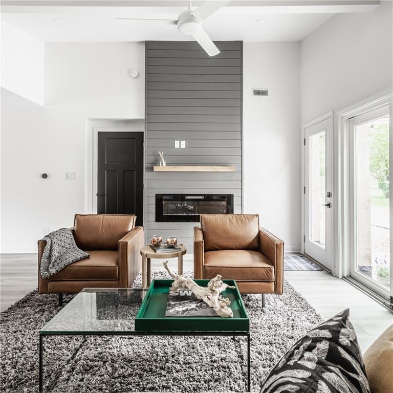 649 Emerson Road Carmel, IN 46032 - Photo 17 of 41