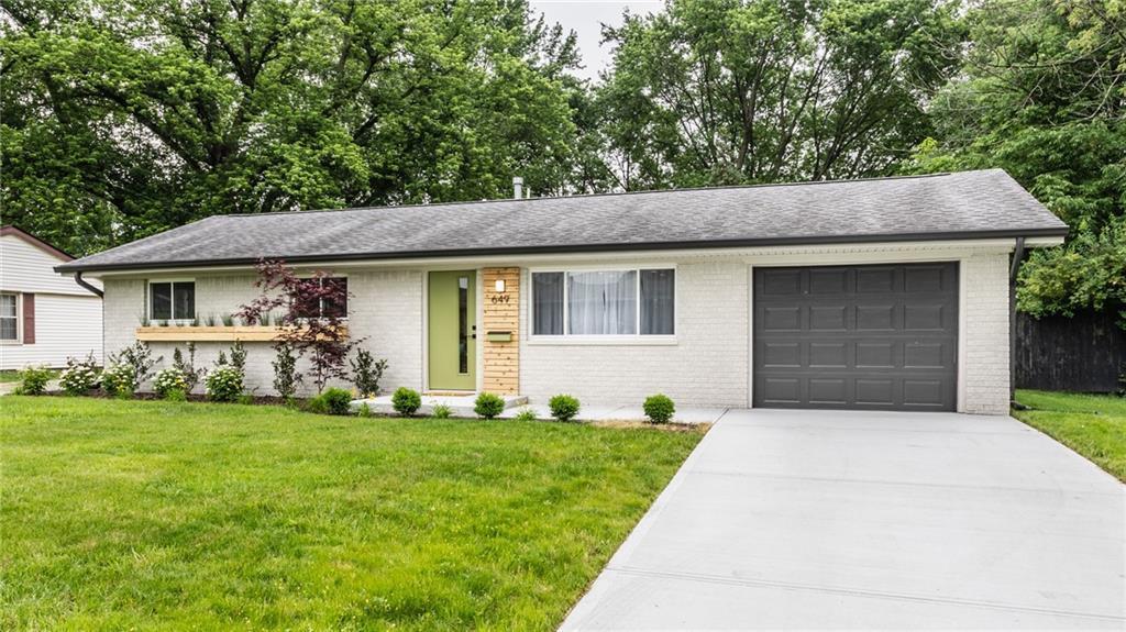 649 Emerson Road Carmel, IN 46032 - Photo 2 of 41