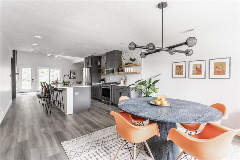 649 Emerson Road Carmel, IN 46032 - Photo 7 of 41