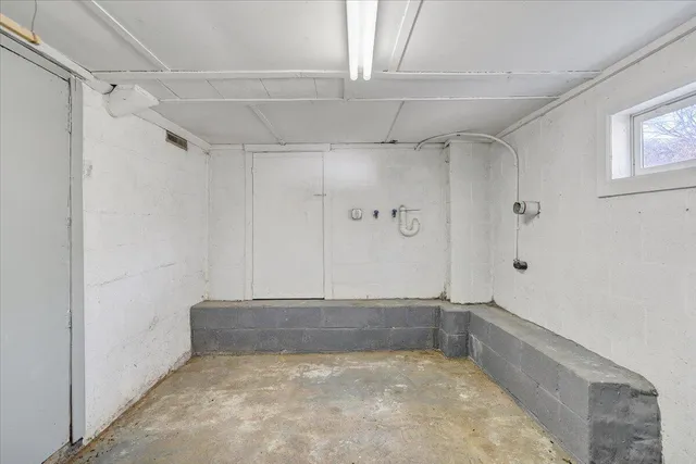 $187,500 | 5549 Hollins Road, Roanoke, VA 24019