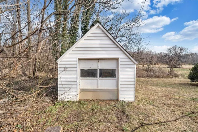 $187,500 | 5549 Hollins Road, Roanoke, VA 24019