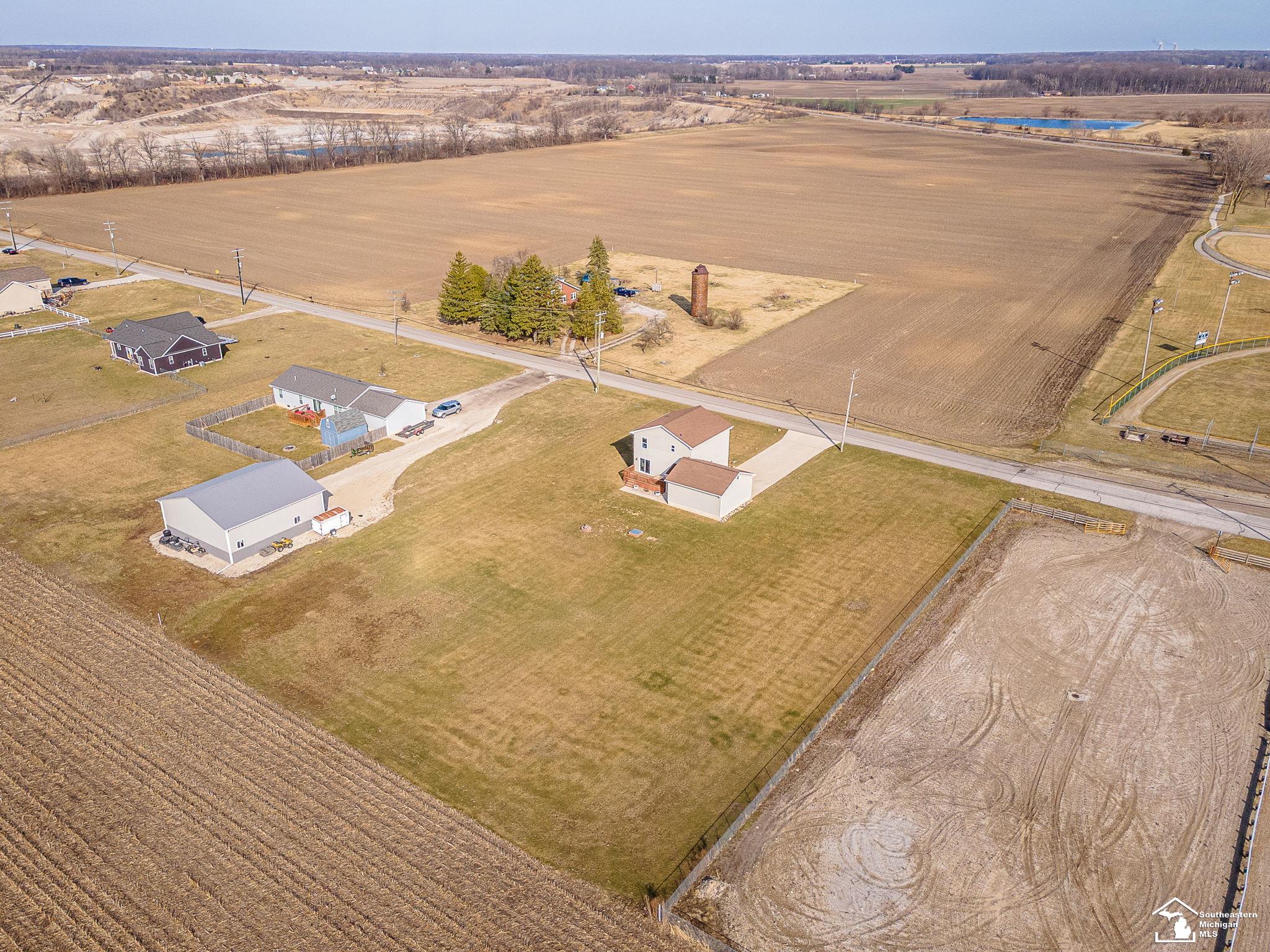9489 Raisin Street Maybee, MI 48159 - Photo 44 of 47