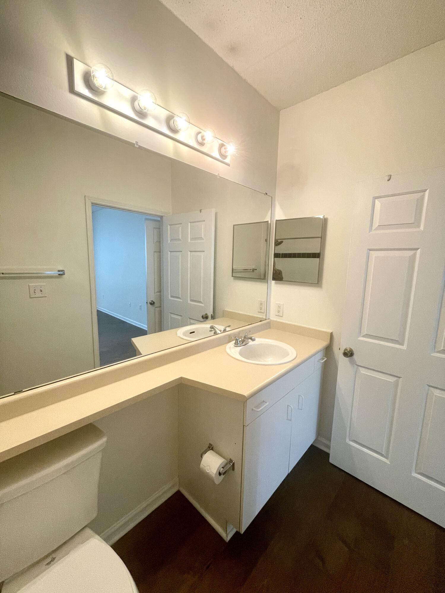 2411 Chatelain Way Mount Pleasant, SC 29464 - Photo 21 of 32 IMG_5082