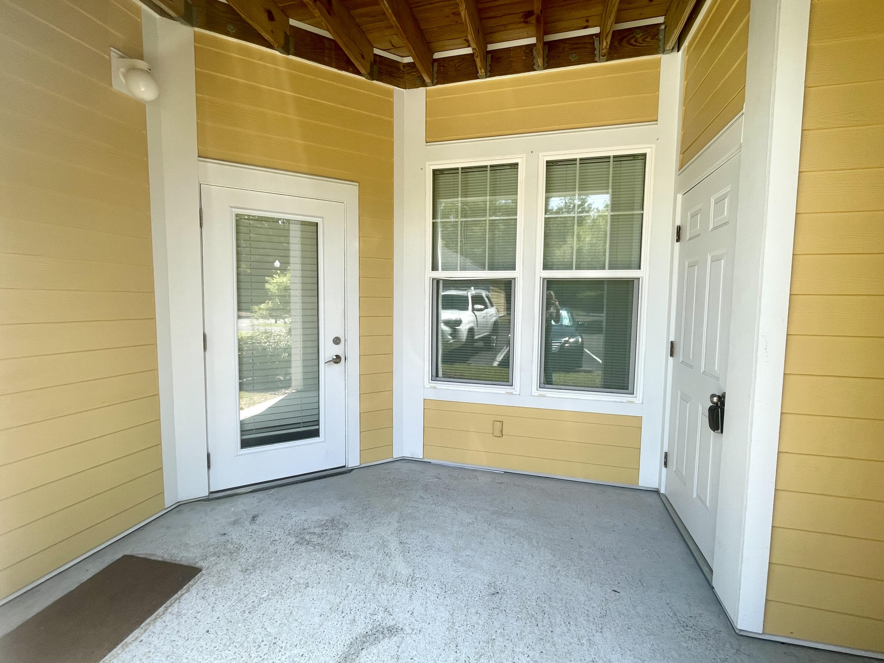 2411 Chatelain Way Mount Pleasant, SC 29464 - Photo 29 of 32 IMG_5090