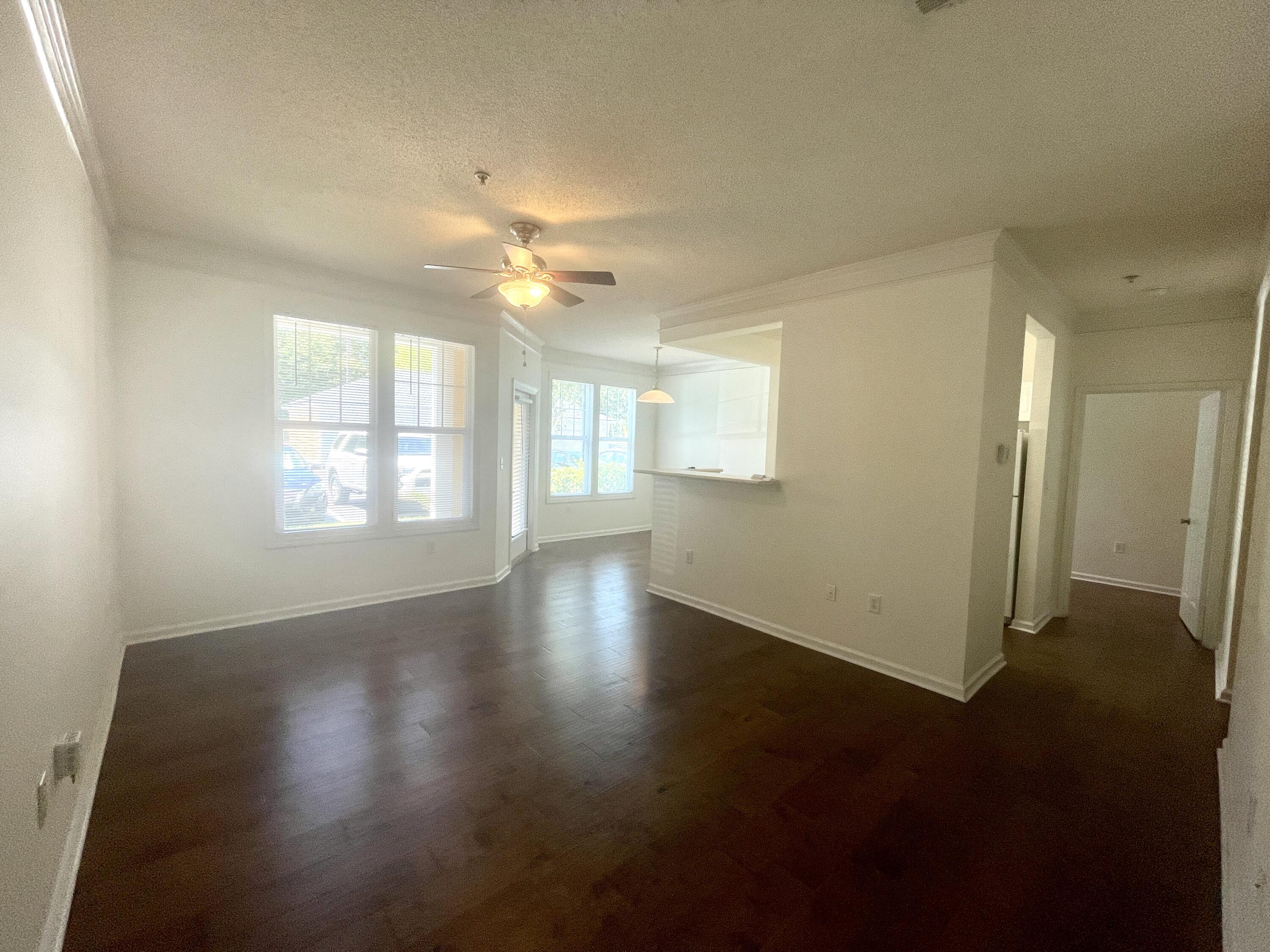 2411 Chatelain Way Mount Pleasant, SC 29464 - Photo 4 of 32 IMG_5065