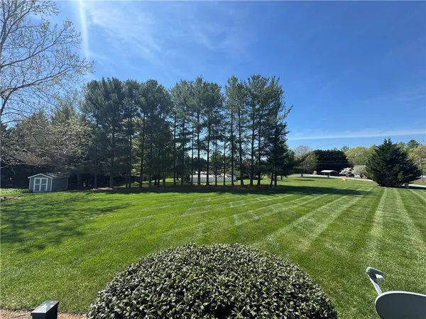 $320,000 | 3145 Volunteer Road, Pinnacle, NC 27043