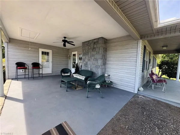 $320,000 | 3145 Volunteer Road, Pinnacle, NC 27043