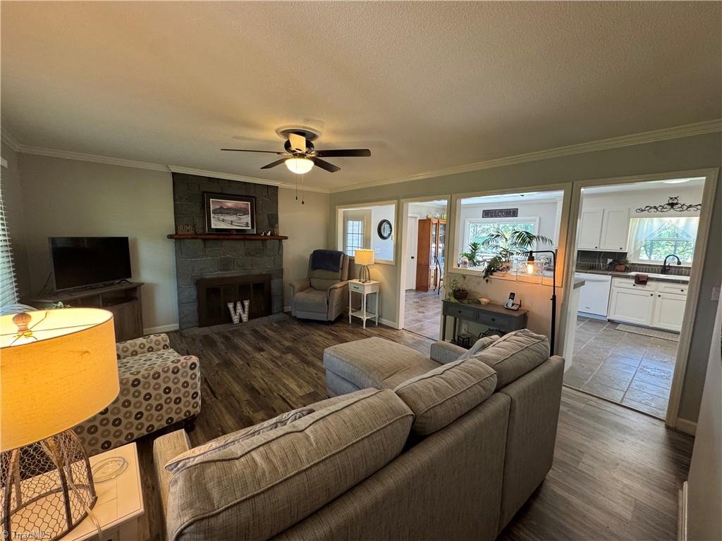 3145 Volunteer Road Pinnacle, NC 27043 - Photo 25 of 45