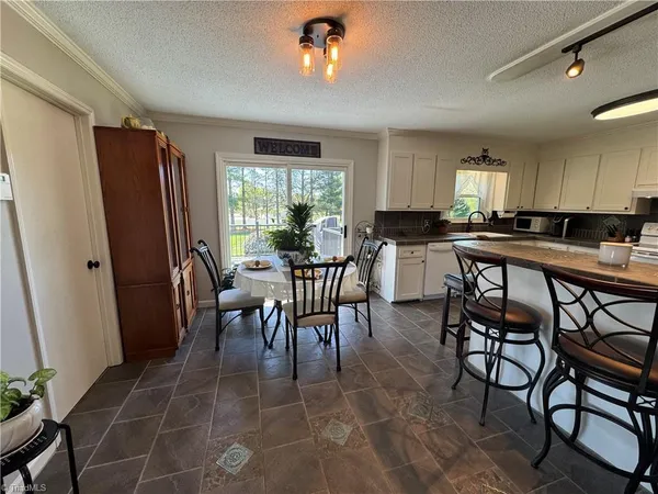 $320,000 | 3145 Volunteer Road, Pinnacle, NC 27043