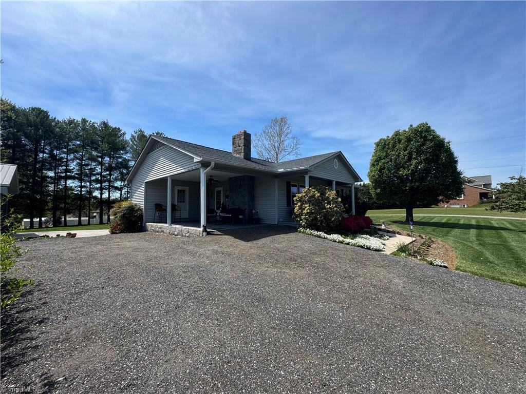 3145 Volunteer Road Pinnacle, NC 27043 - Photo 8 of 45