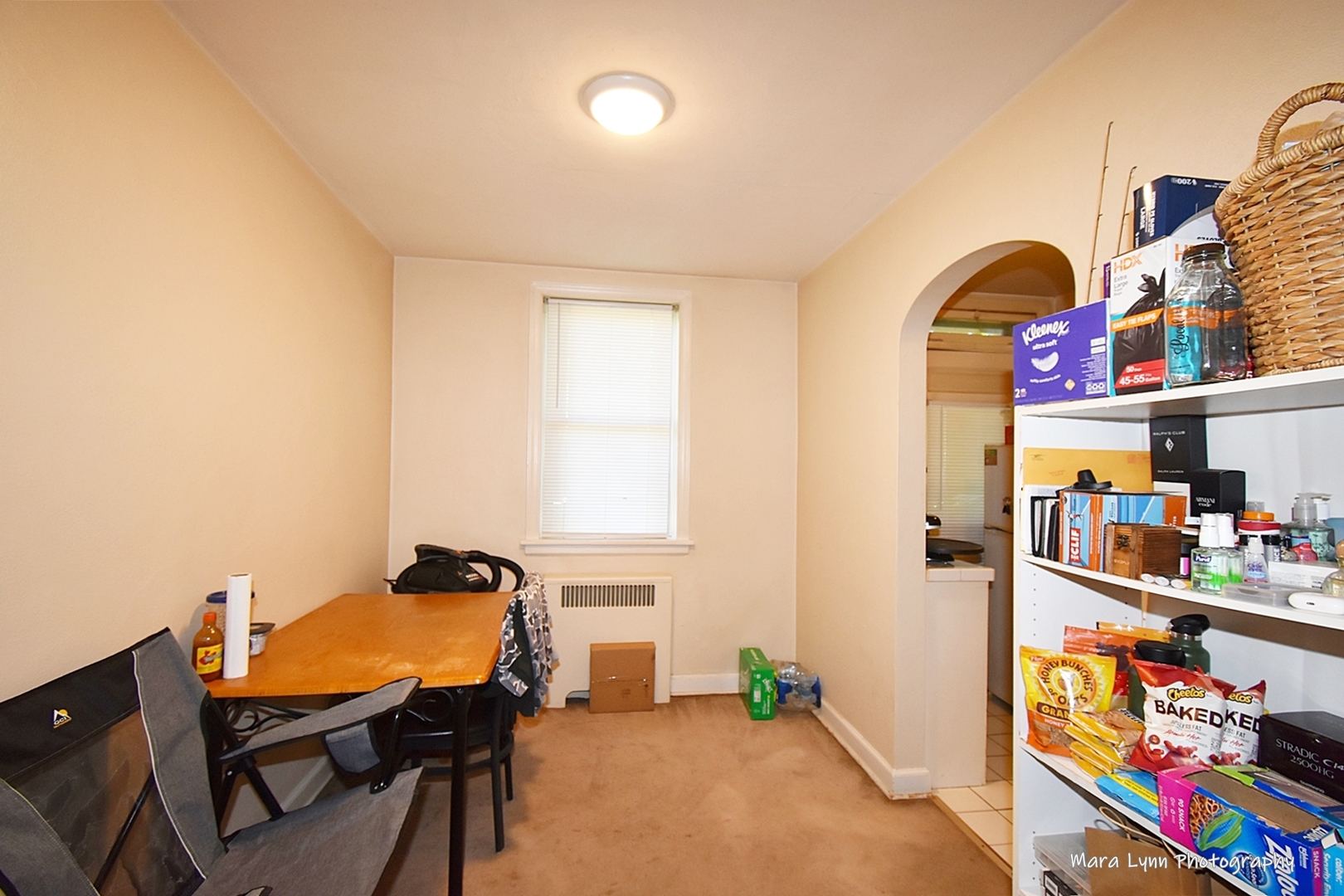 302 Division Street Geneva, IL 60134 - Photo 12 of 25 a workspace with furniture and a window