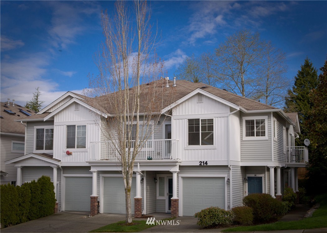 214 South 48th Street, Unit F Renton, WA 98055 - Photo 1 of 25