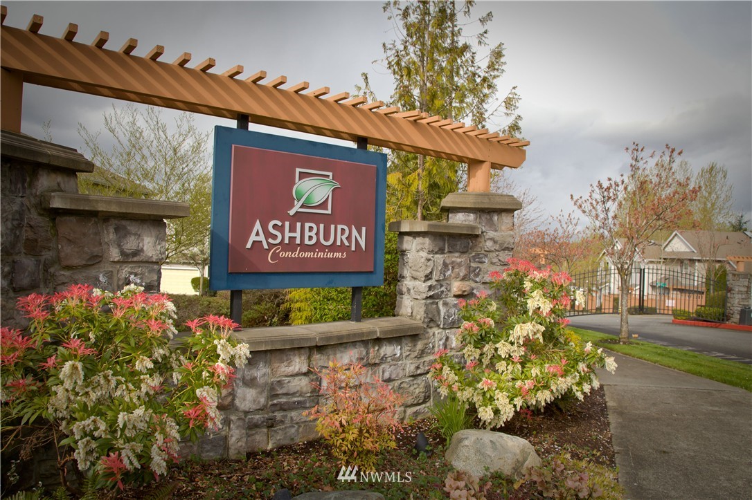 214 South 48th Street, Unit F Renton, WA 98055 - Photo 2 of 25