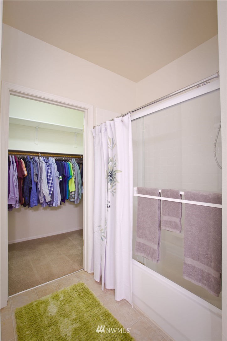 214 South 48th Street, Unit F Renton, WA 98055 - Photo 13 of 25