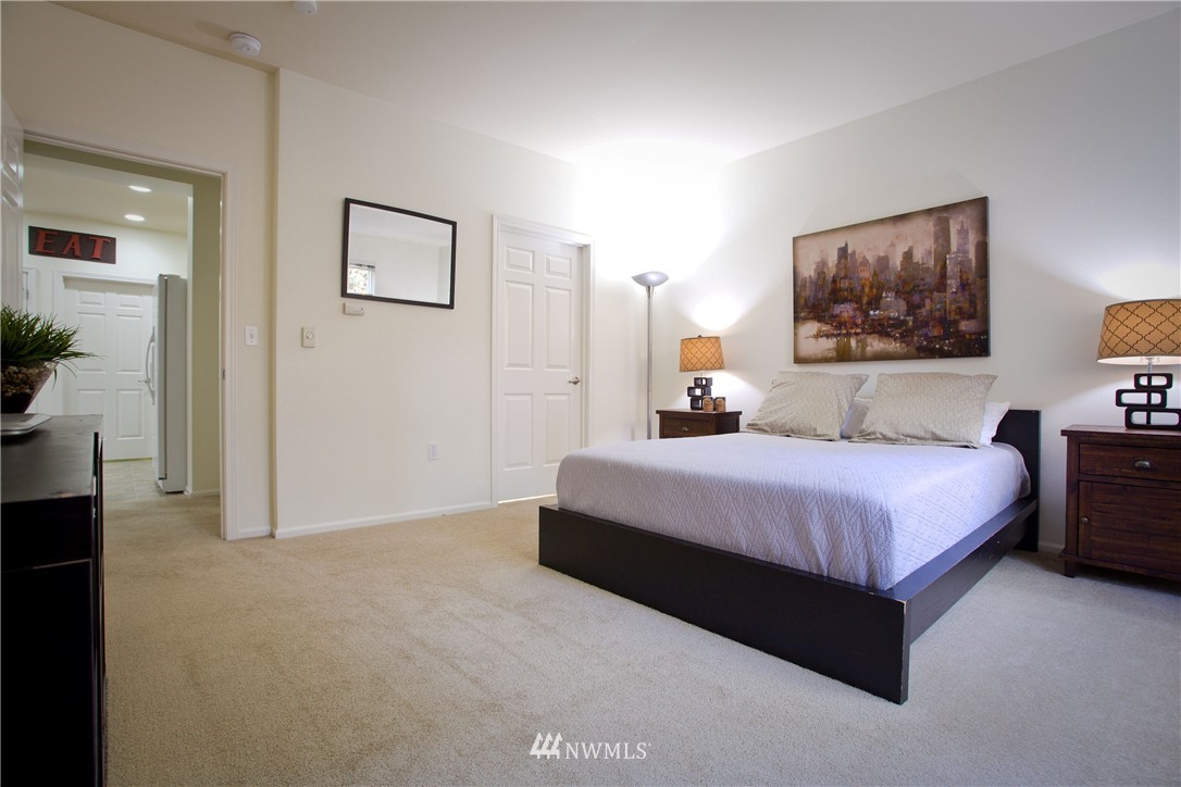 214 South 48th Street, Unit F Renton, WA 98055 - Photo 14 of 25