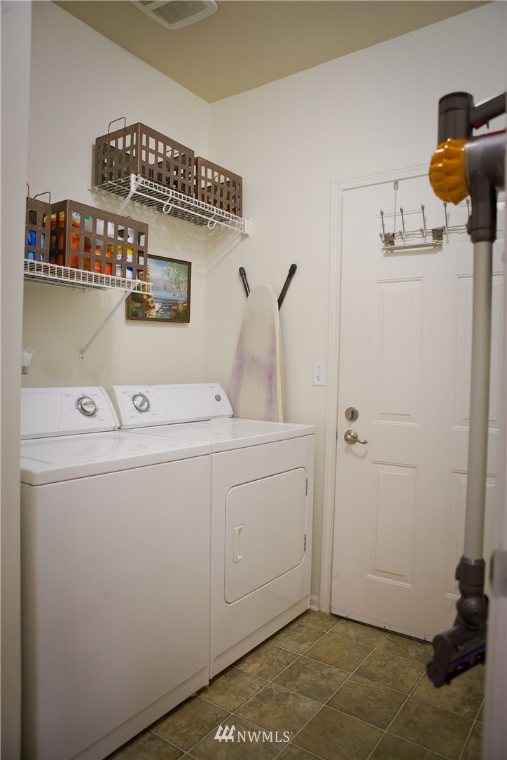 214 South 48th Street, Unit F Renton, WA 98055 - Photo 15 of 25