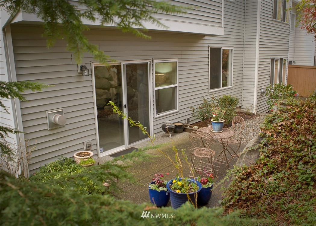 214 South 48th Street, Unit F Renton, WA 98055 - Photo 18 of 25