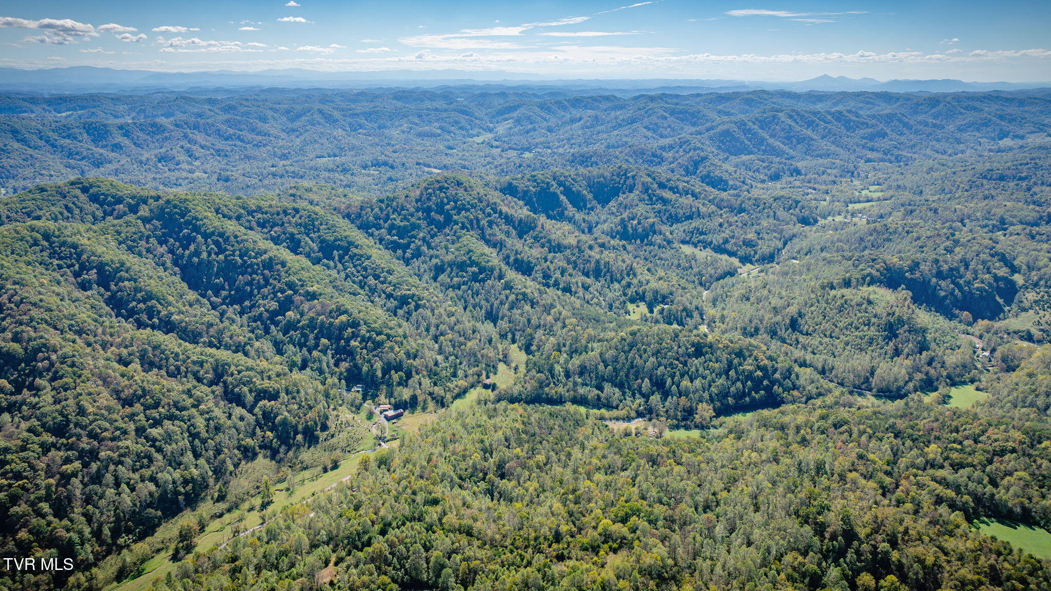 413 Willow Branch Road Bristol, VA 24202 - Photo 13 of 21 105