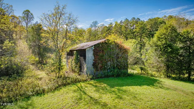 $350,000 | 413 Willow Branch Road, Bristol, VA 24202