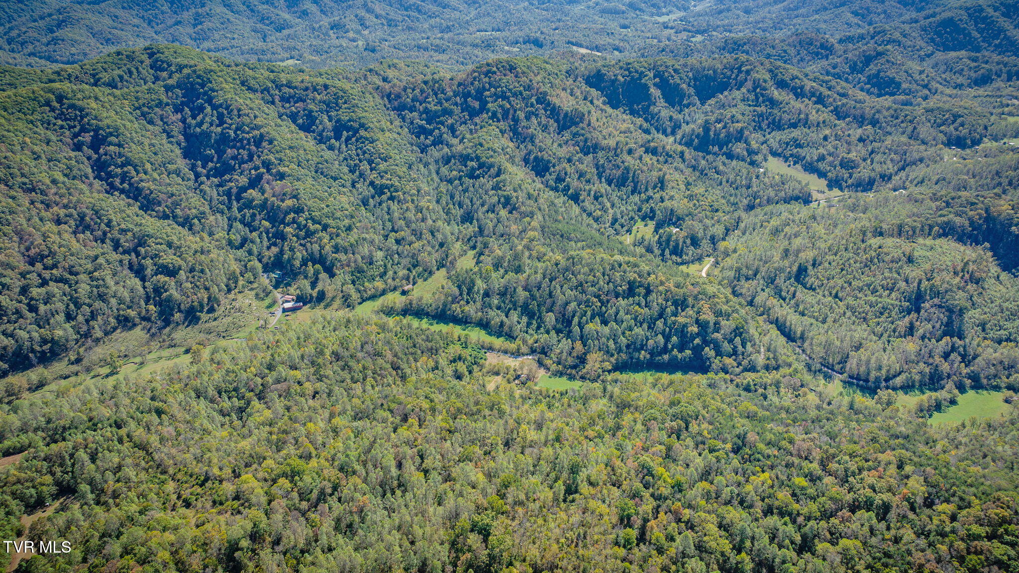 413 Willow Branch Road Bristol, VA 24202 - Photo 9 of 21 101