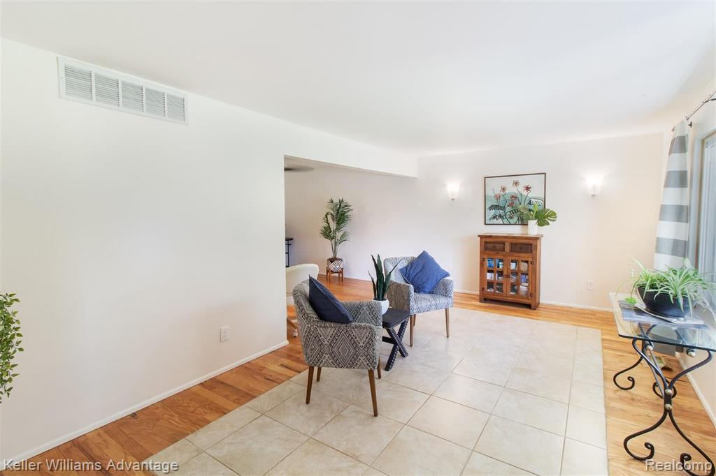 16164 Whitaker Road Linden, MI 48451 - Photo 9 of 44