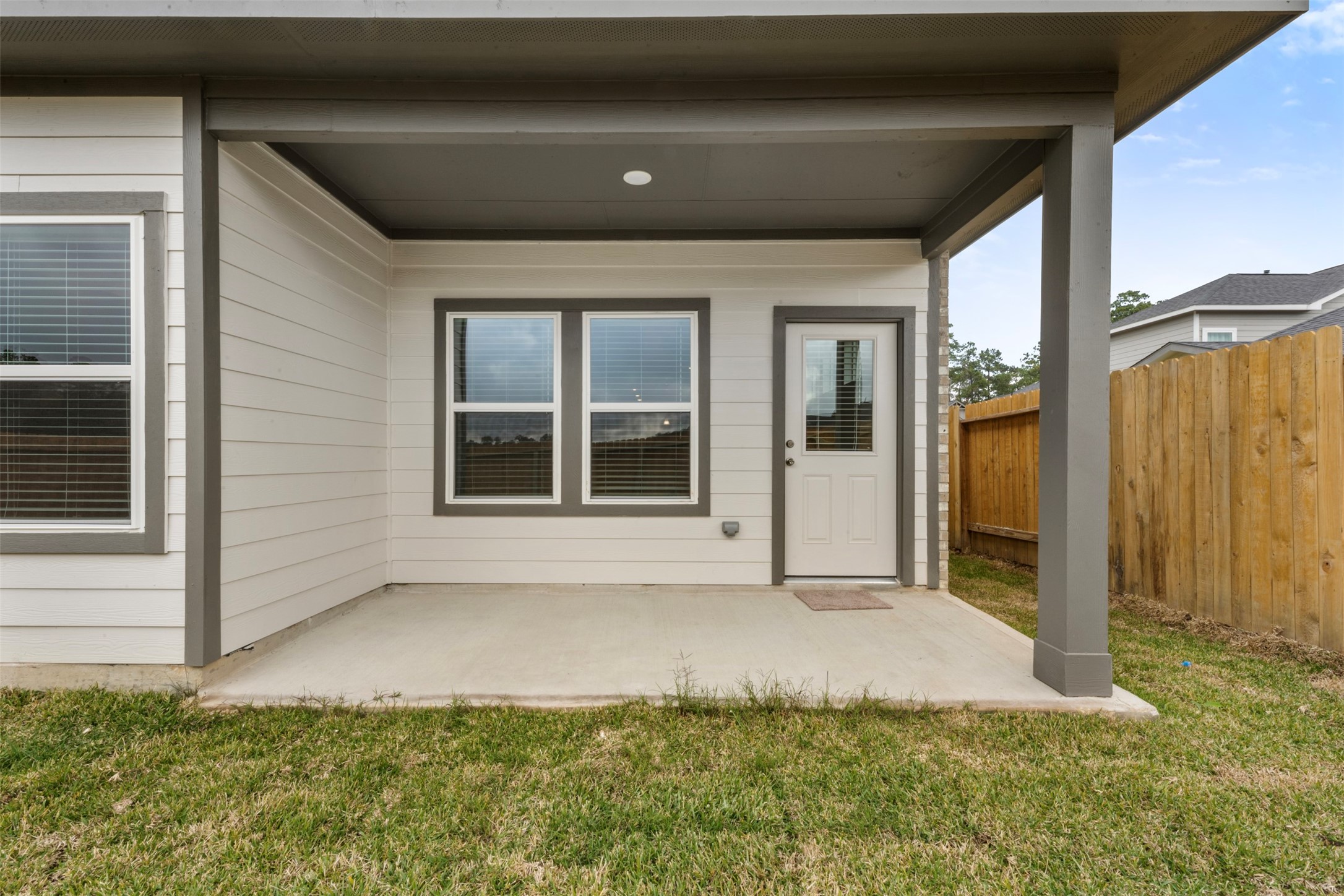 10249 Badger Run Lane Magnolia, TX 77354 - Photo 25 of 36 a view of house with backyard