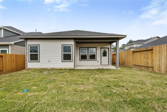 $2,050 | 10249 Badger Run Lane, Magnolia, TX 77354