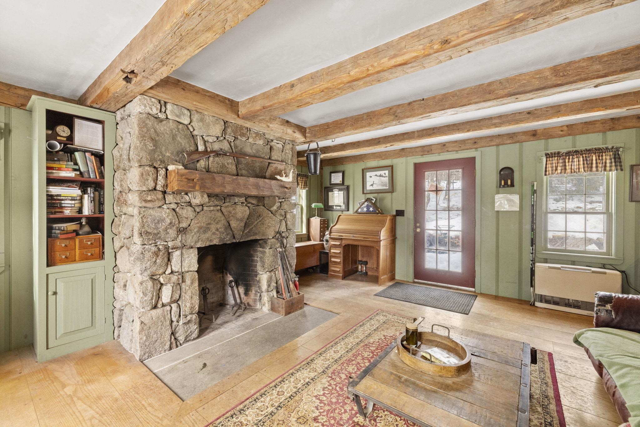 280 Coxboro Road Holderness, NH 03245 - Photo 12 of 31