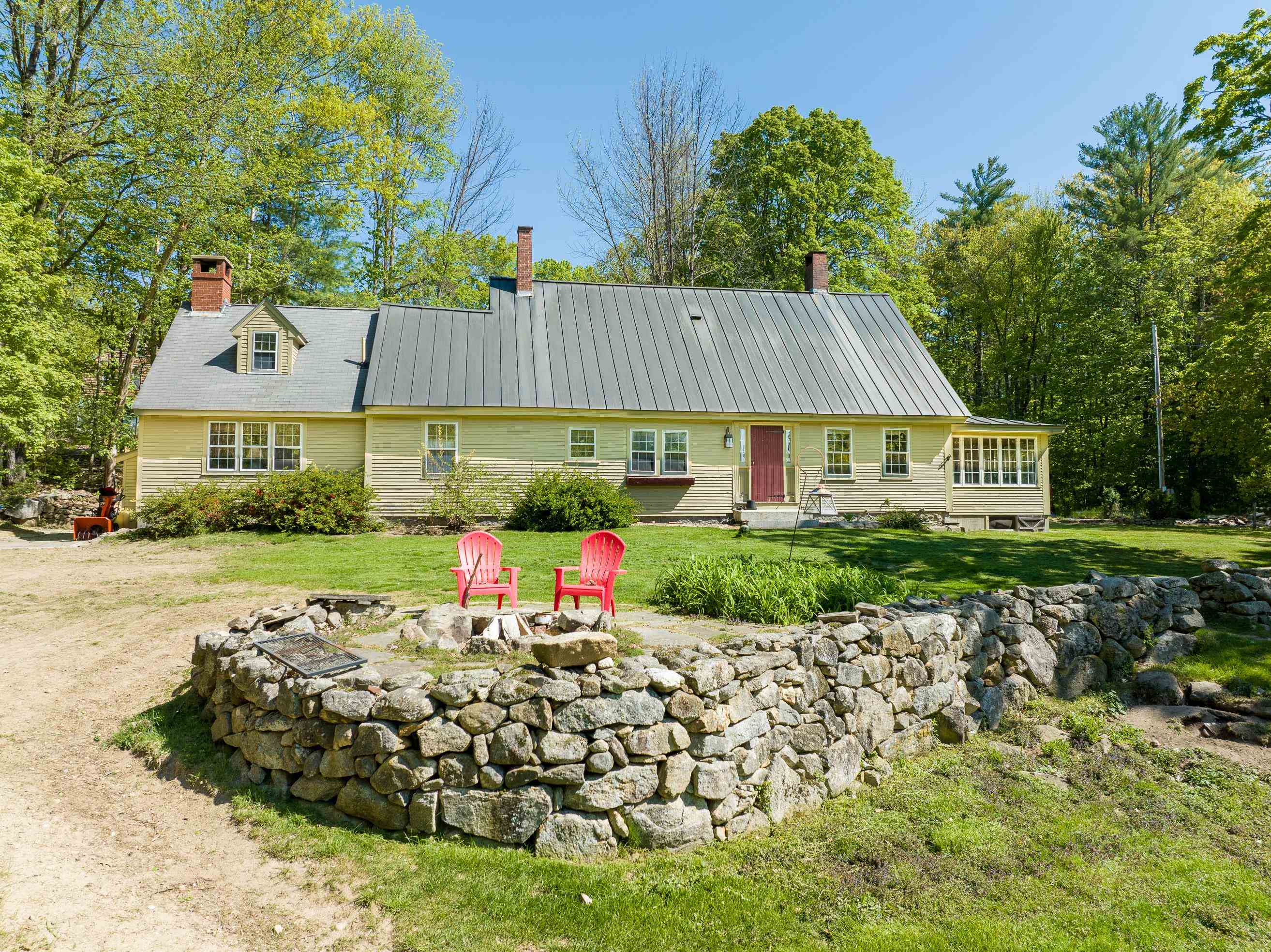 280 Coxboro Road Holderness, NH 03245 - Photo 27 of 31