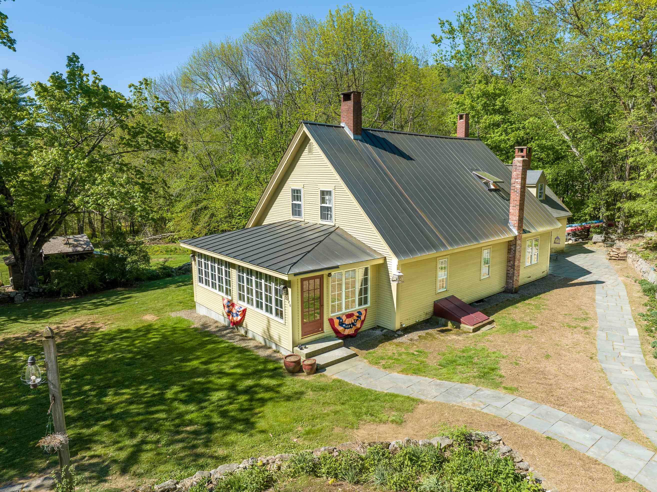 280 Coxboro Road Holderness, NH 03245 - Photo 29 of 31