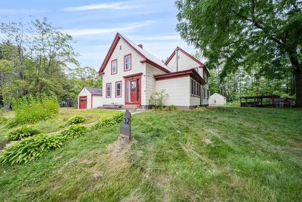 $350,000 | 32 Union Street, Hillsborough, NH 03244