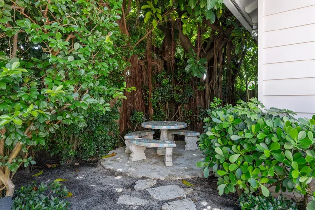 $10,500 | 312 Puritan Road, West Palm Beach, FL 33405