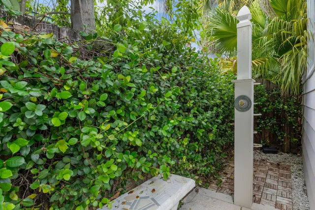 $10,500 | 312 Puritan Road, West Palm Beach, FL 33405