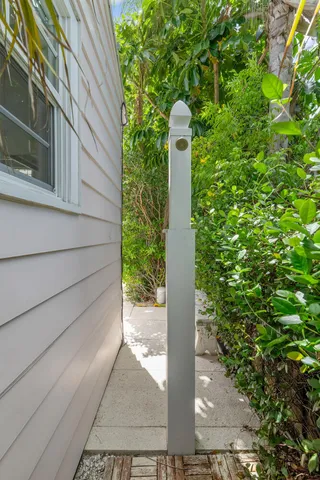 $10,500 | 312 Puritan Road, West Palm Beach, FL 33405