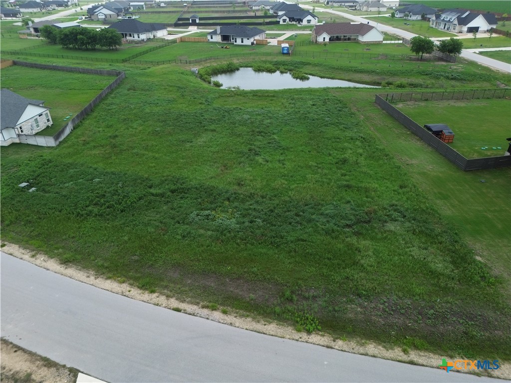996 Inka Road Salado, TX 76571 - Photo 5 of 8 a view of a golf course with a garden