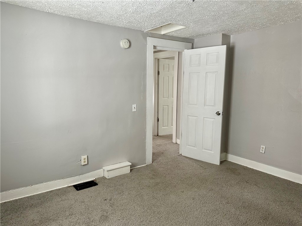 61 Myrtle Street Rochester, NY 14606 - Photo 14 of 18 Bedroom #2