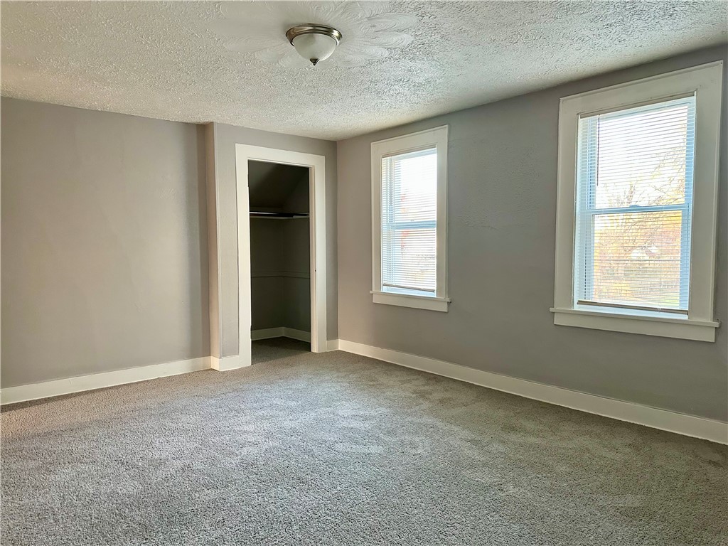 61 Myrtle Street Rochester, NY 14606 - Photo 16 of 18 Bedroom #3