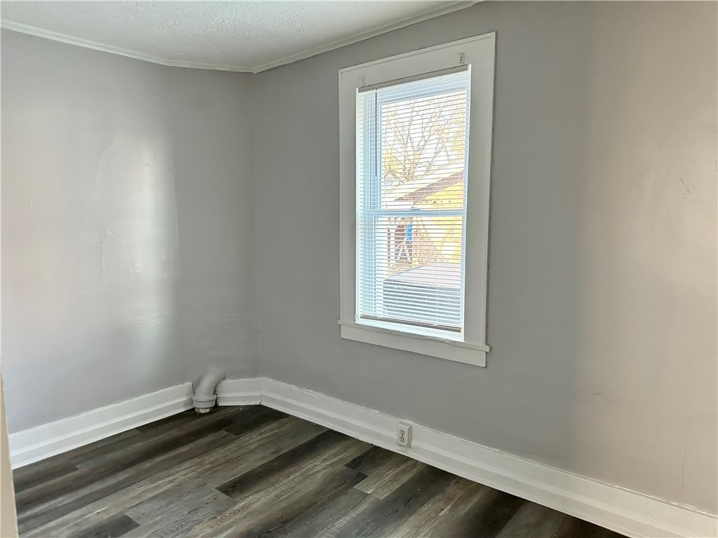 61 Myrtle Street Rochester, NY 14606 - Photo 10 of 18 1st-Floor Bedroom