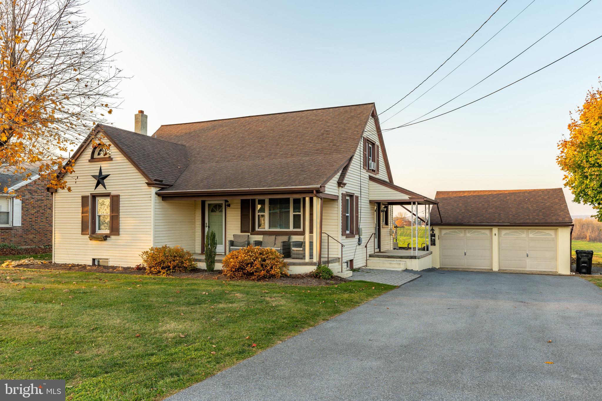 211 East Lexington Road Lititz, PA 17543 - Photo 1 of 58