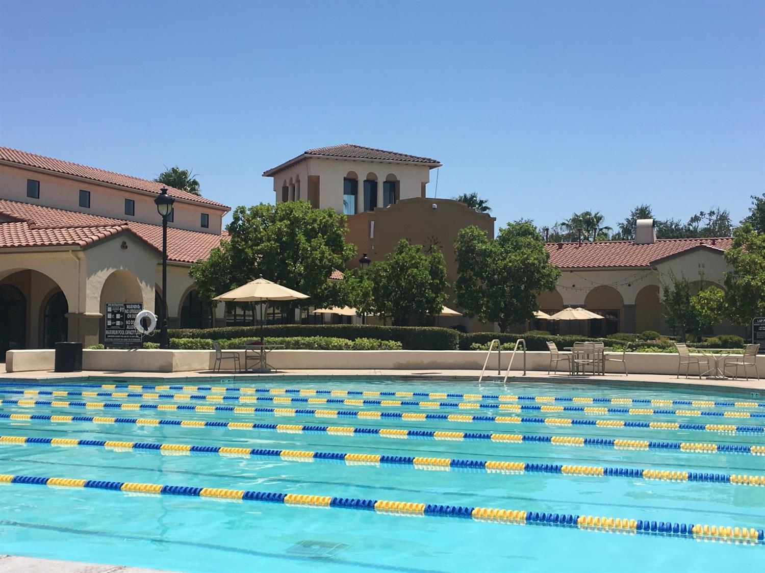 46 Bascom Court Sacramento, CA 95835 - Photo 30 of 34 a front view of a house with garden
