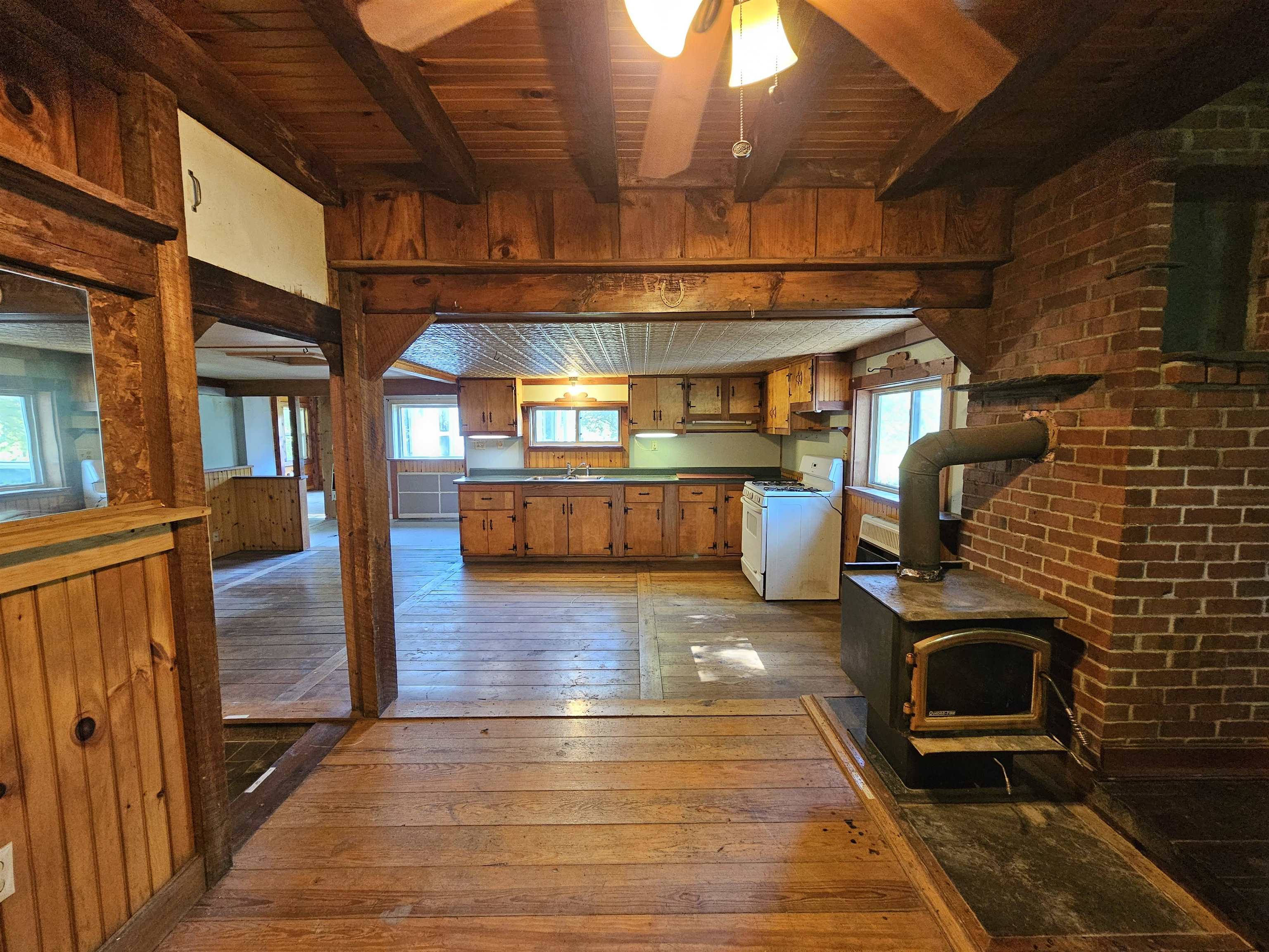 52 Town Hill Road Poultney, VT 05764 - Photo 4 of 60