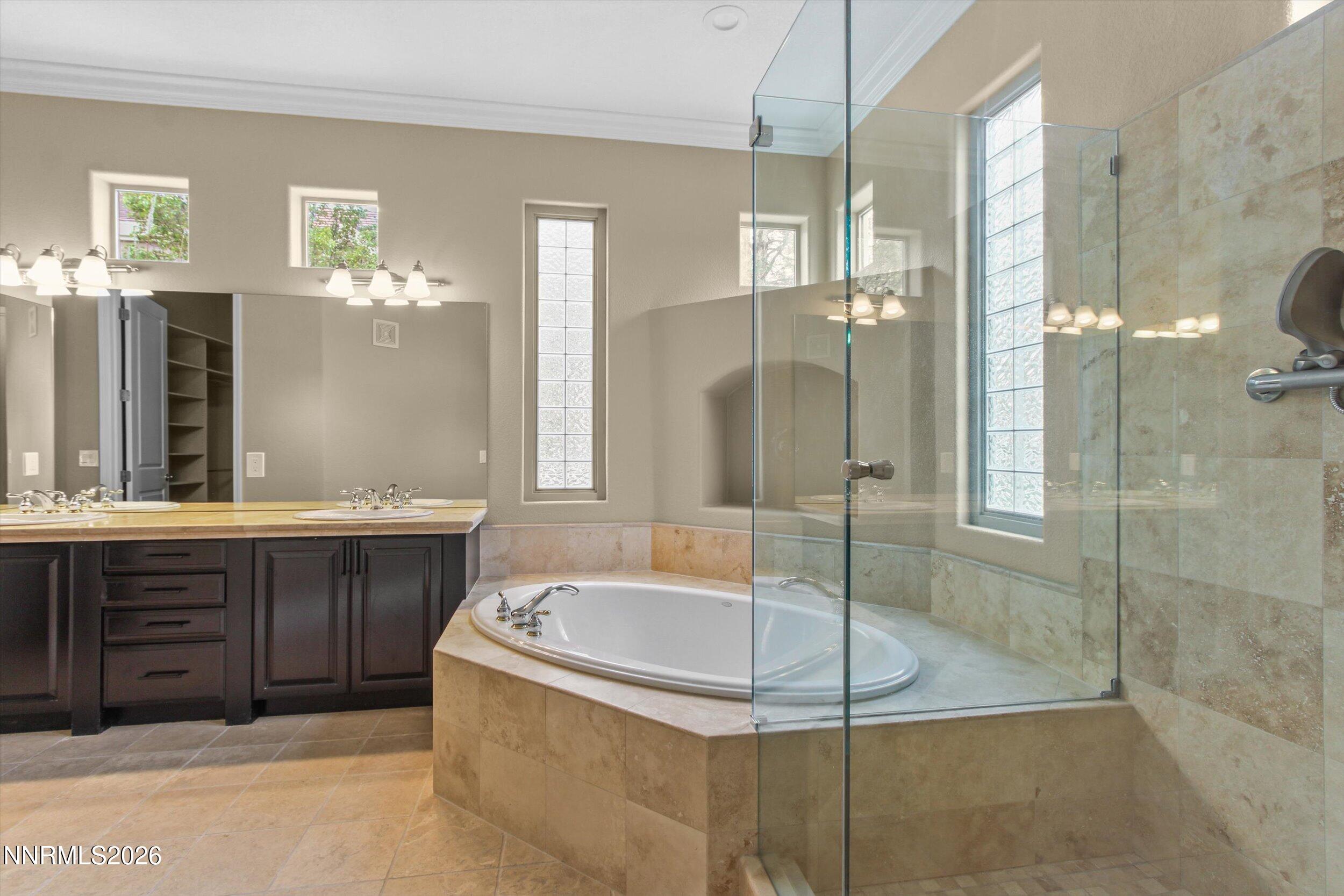 9900 Wilbur May Parkway, Unit 1902 Reno, NV 89521 - Photo 19 of 61 Master Bath
