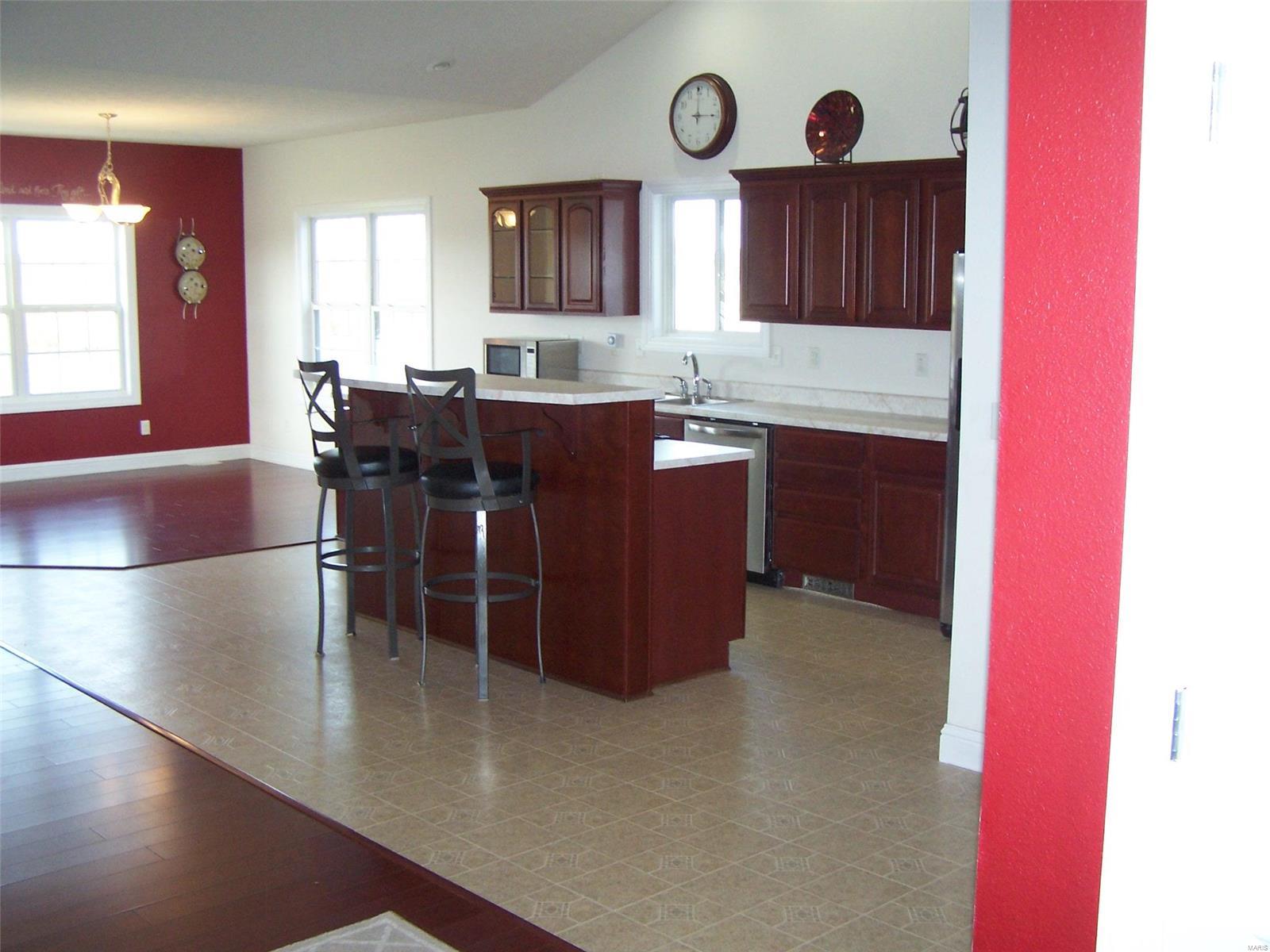 22 Pheasant Ridge Court Nashville, IL 62263 - Photo 21 of 52 Gallery Image 21