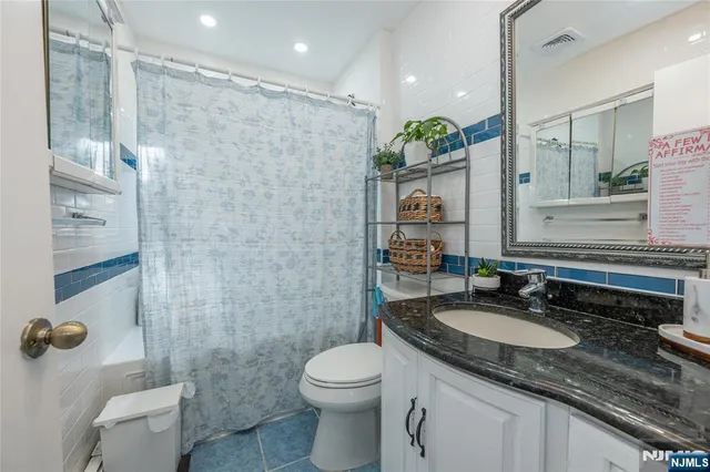 $725,000 | 235 Elm Avenue, Teaneck, NJ 07666