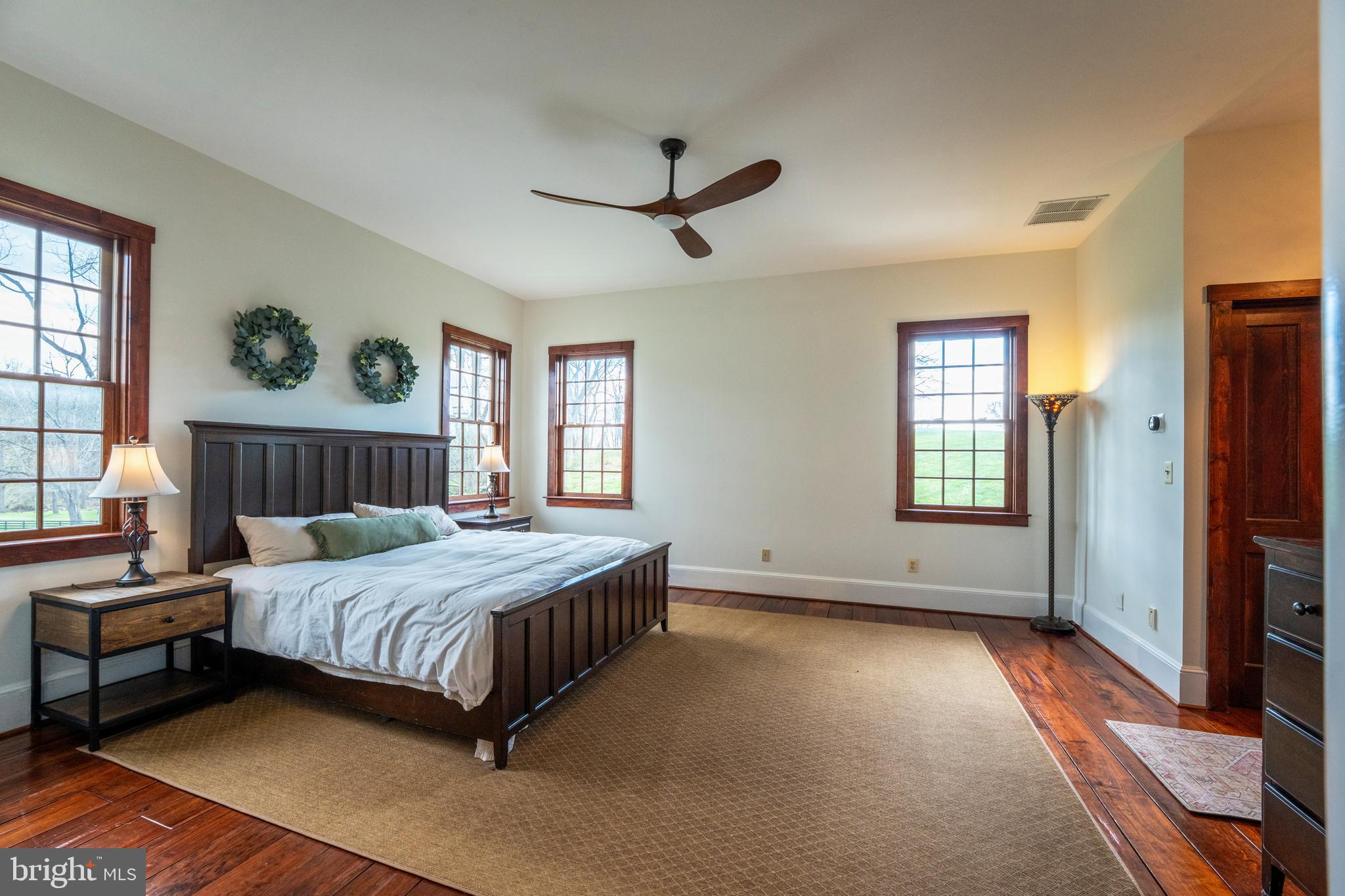 15718 Old Waterford Road Waterford, VA 20197 - Photo 32 of 81