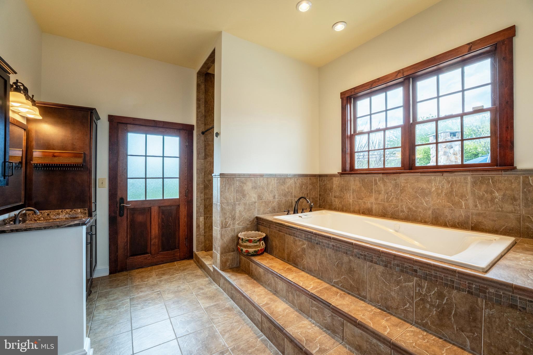 15718 Old Waterford Road Waterford, VA 20197 - Photo 36 of 81