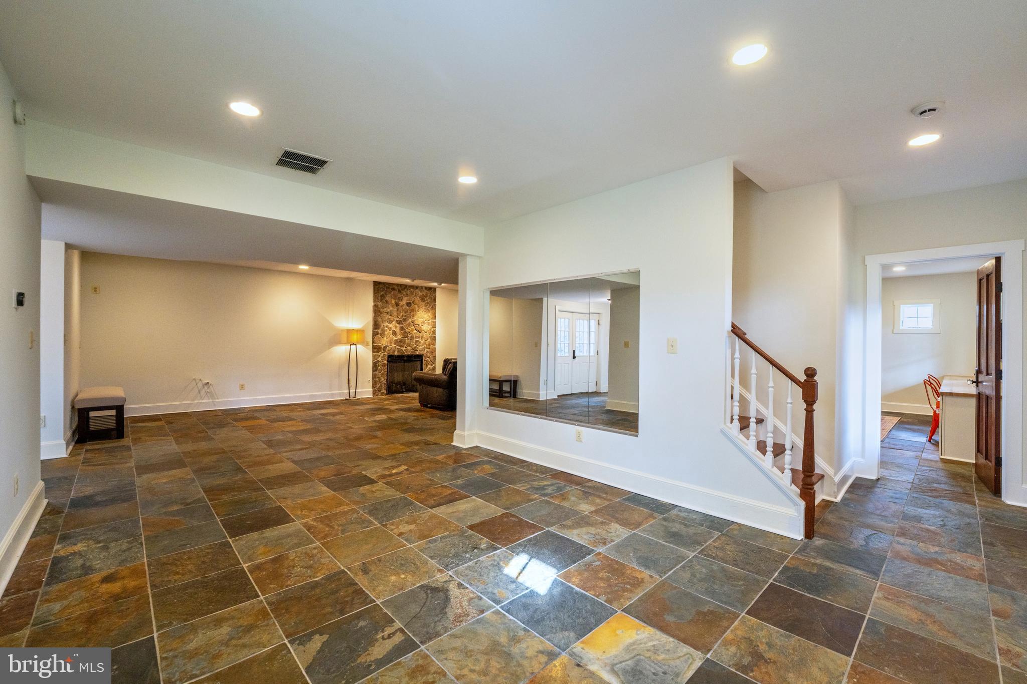 15718 Old Waterford Road Waterford, VA 20197 - Photo 53 of 81