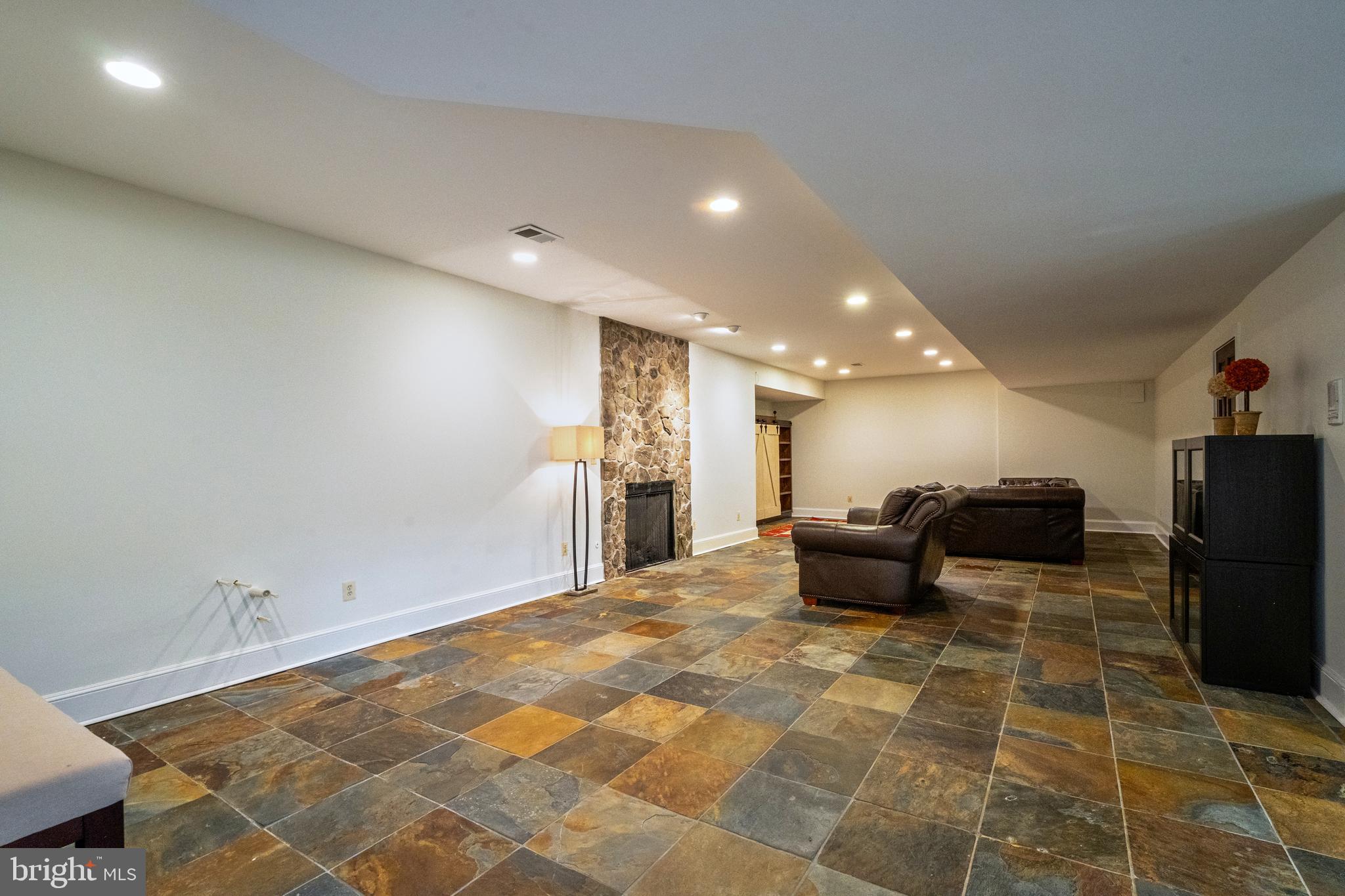 15718 Old Waterford Road Waterford, VA 20197 - Photo 57 of 81